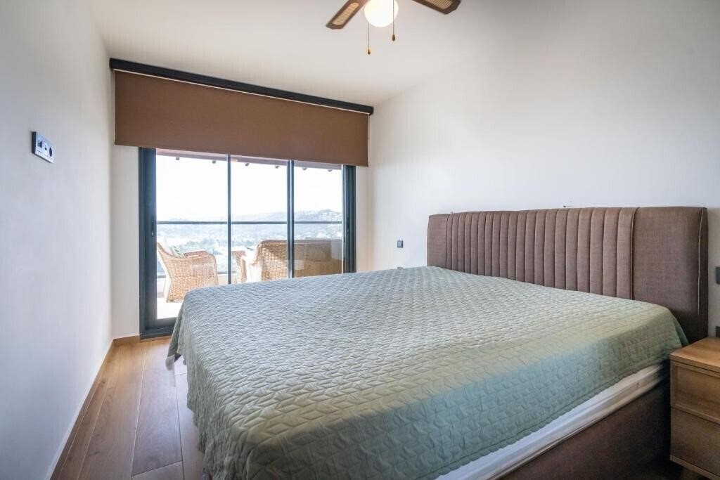 Фото Villa Bitez 4*