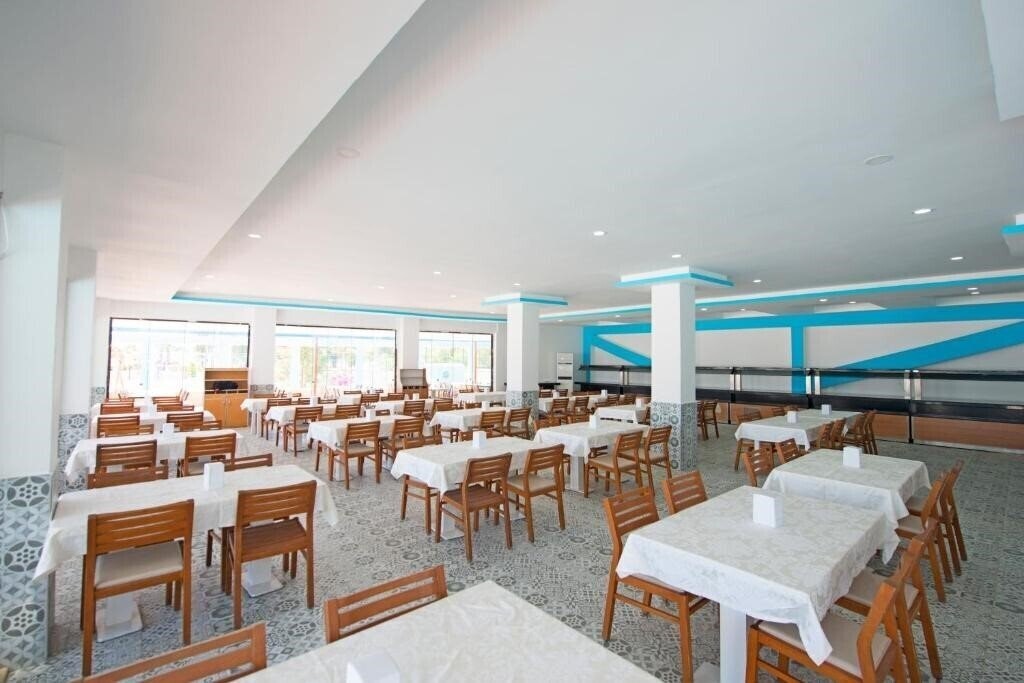 Фотографія Mira Beach Resort Bodrum 4*