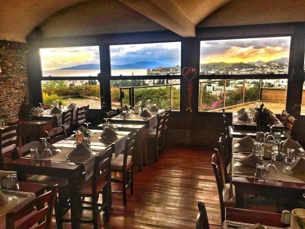 Изображение El Vino Hotel & Suites 3*