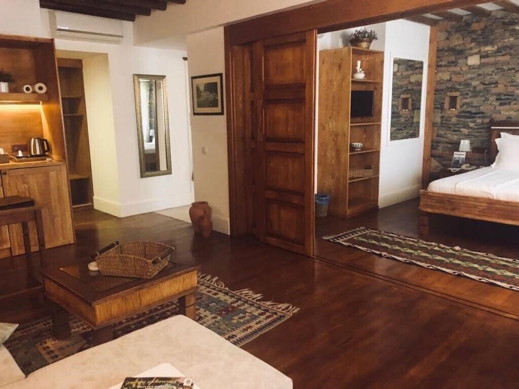 Картинка El Vino Hotel & Suites 3*