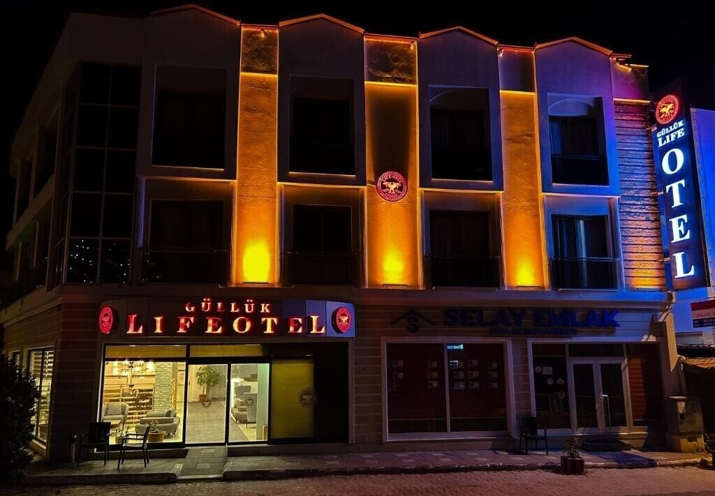 Отель Gulluk Life Hotel 3*