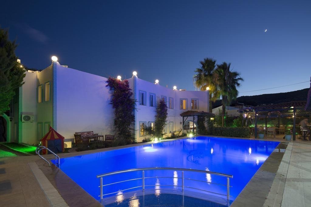 Отель Istanbul Hotel Bodrum 3*