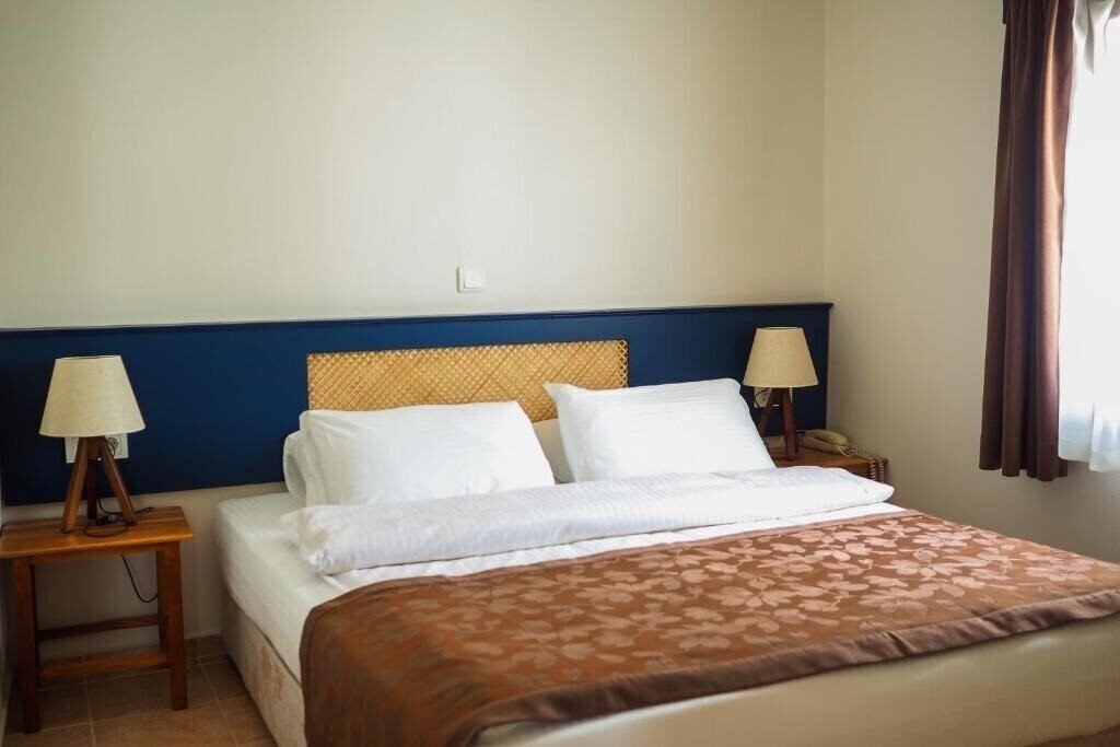 Фото Oya Boutique Hotel & Suites 3*