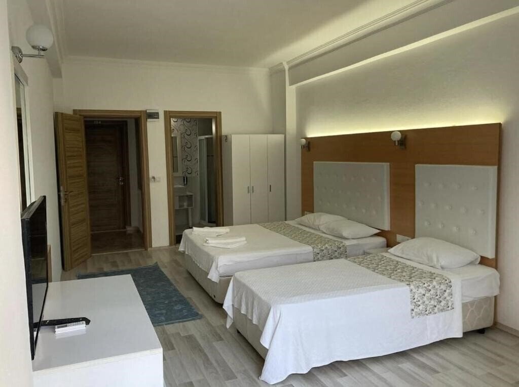 Готель Ugur Apart Otel 3*