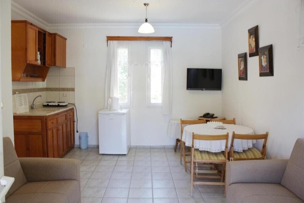Фото Toloman Bitez Park Apartments 3*
