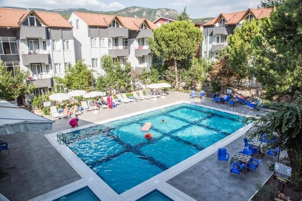 Отель Reis Thermal 3*
