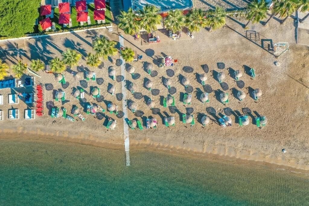 Фото Very Chic Bodrum (ex. Very Chic Hotel, Magnific Hotel, Otium Senses Very Chic Hotel, Marvida Senses Very Chic, The Magnific) 5*