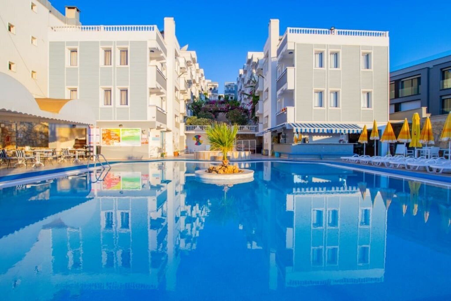 Готель Sun Point Hotel Family 3*