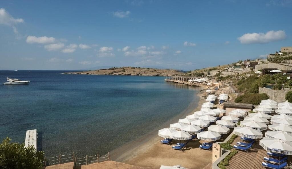 Готель Mett Hotel & Beach Resort 5*