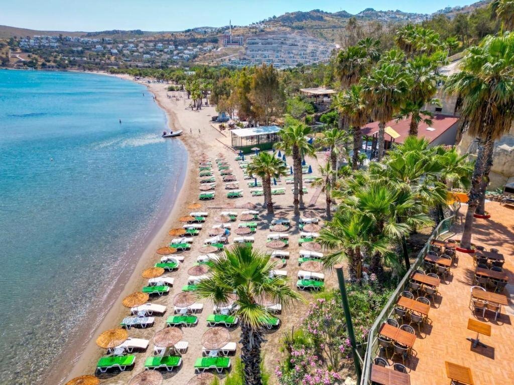 Отель Middle Town Bodrum Beach Hotel (ex. Prado Bodrum, Palmet Pharus Bodrum,  Lighthouse Beach Hotel) (Бодрум, Турция) 4* — туры в отель Middle Town  Bodrum Beach Hotel (ex. Prado Bodrum, Palmet Pharus