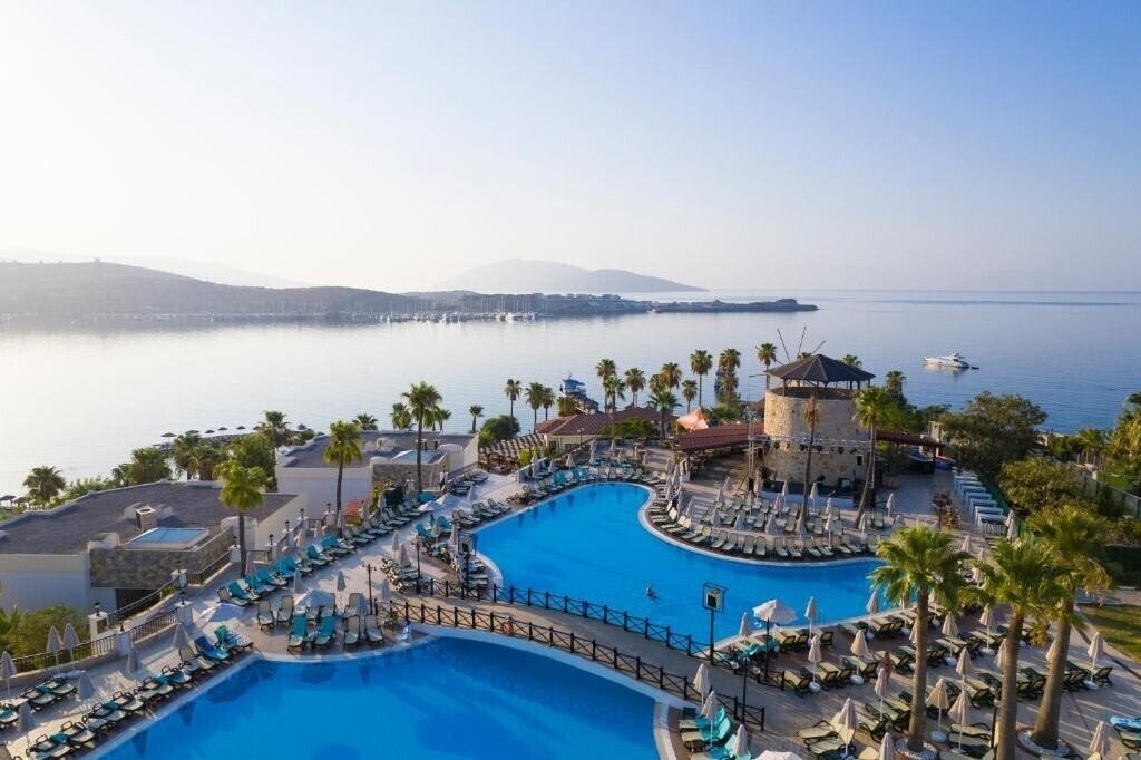 Готель Selectum Colours Bodrum (ex. Wow Bodrum Resort, Asteria Bodrum Resort, World of Wonders Bodrum Resort) 5*