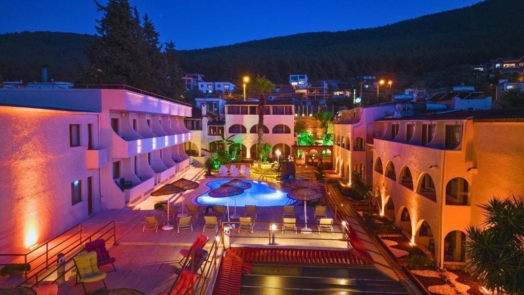 Отель Oscar Seaside Hotel & SPA 4*