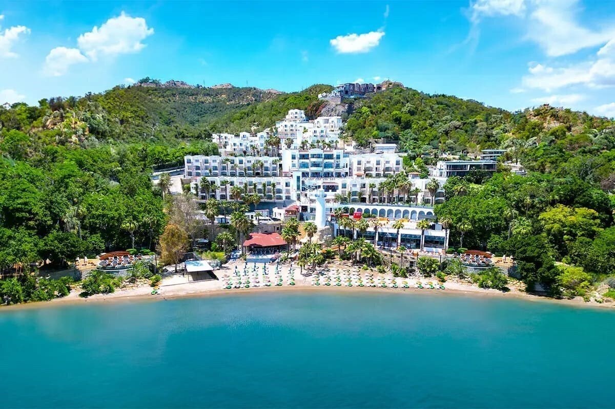 Отель Jura Hotels Bodrum (ex. Middle Town Bodrum Beach Hotel, Prado Bodrum, Palmet Pharus Bodrum, Lighthouse Beach Hotel) 4*