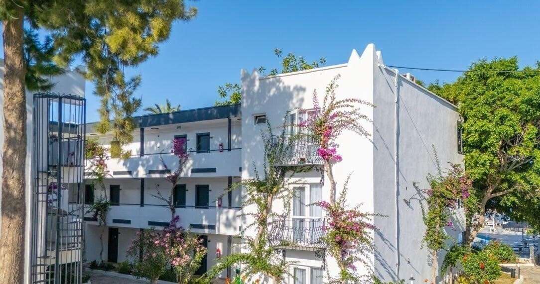 Фото Ladonia Hotels Luna Beach Resort 3*