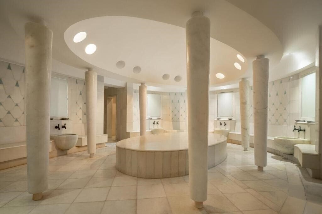 Фото La Blanche Resort & SPA 5*