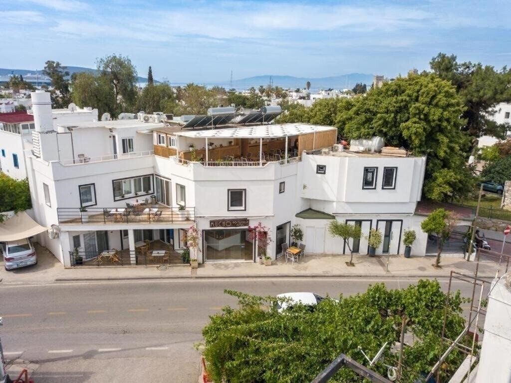 Готель Boti Butik Hotel (ex. Mucho Boutique Hotel) 3*