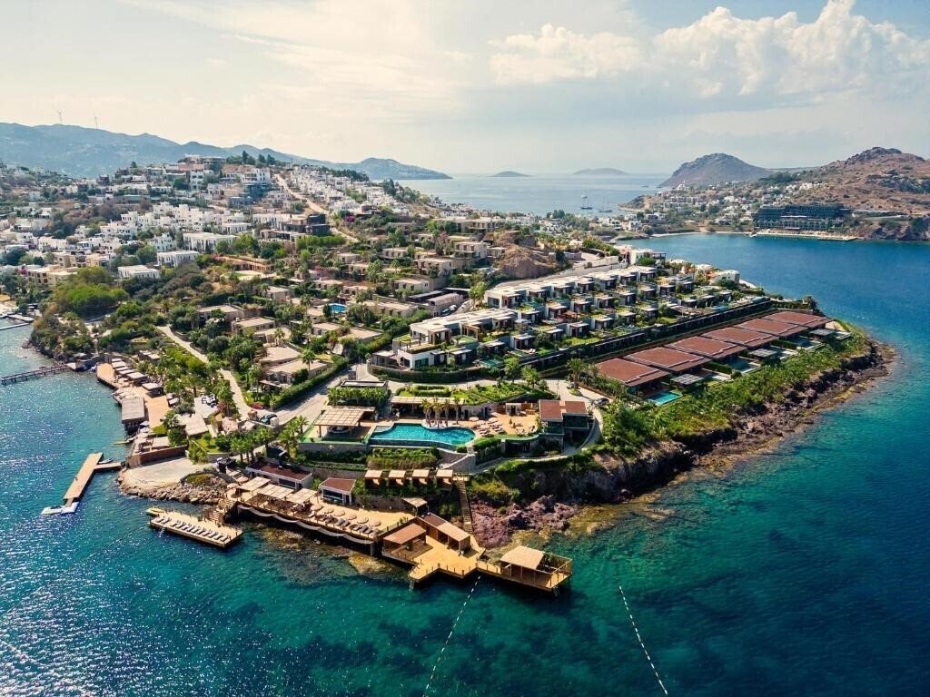 Отель Root Redrock Yalikavak Bodrum 4*
