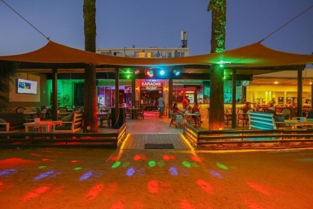 Фото Baba Hotel 3*
