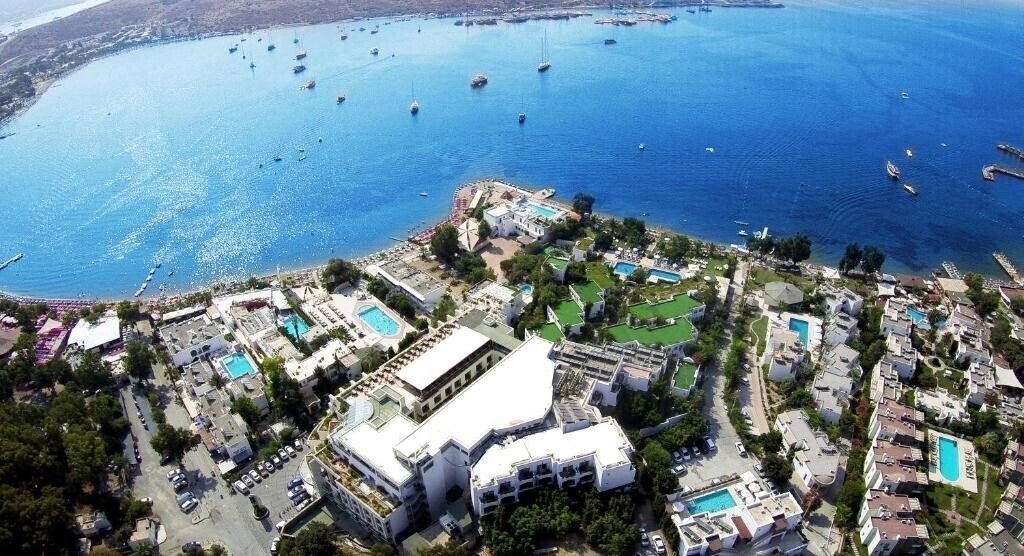 Готель Royal Asarlik Beach & SPA 5*