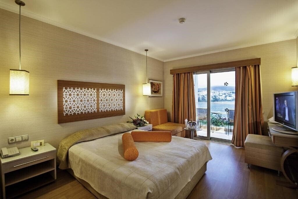 Фото Royal Asarlik Beach & SPA 5*
