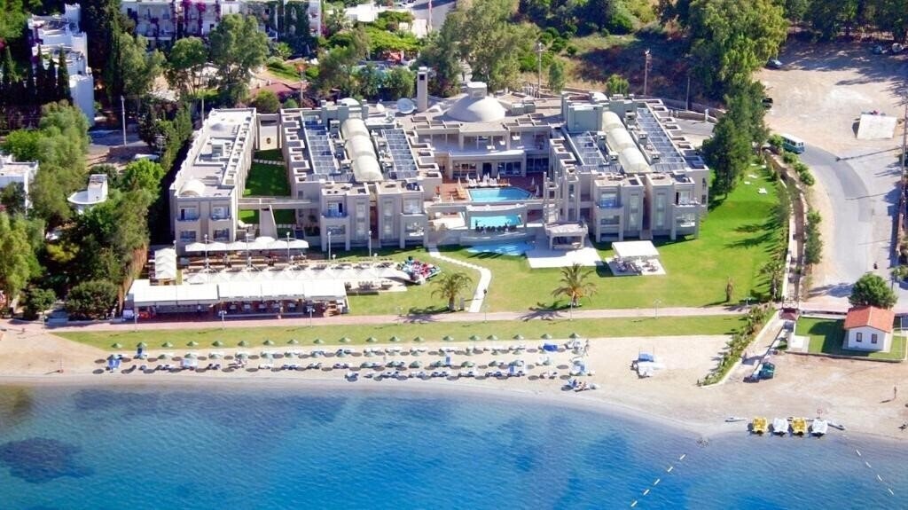 Фото Ambrosia Hotel (ex. 1) 4*