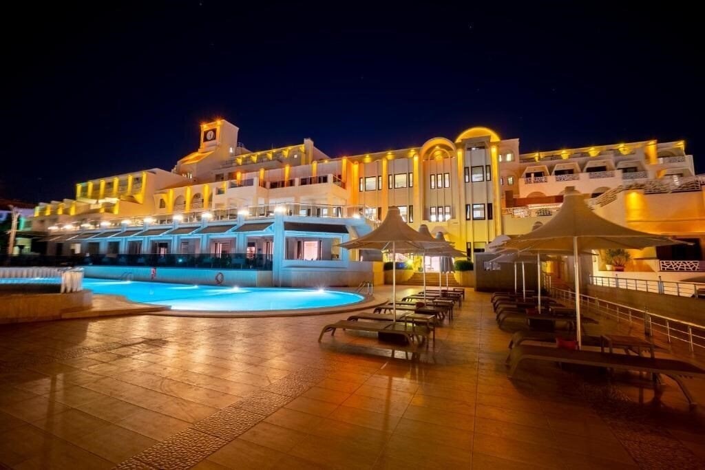 Фото Azka Hotel 5*