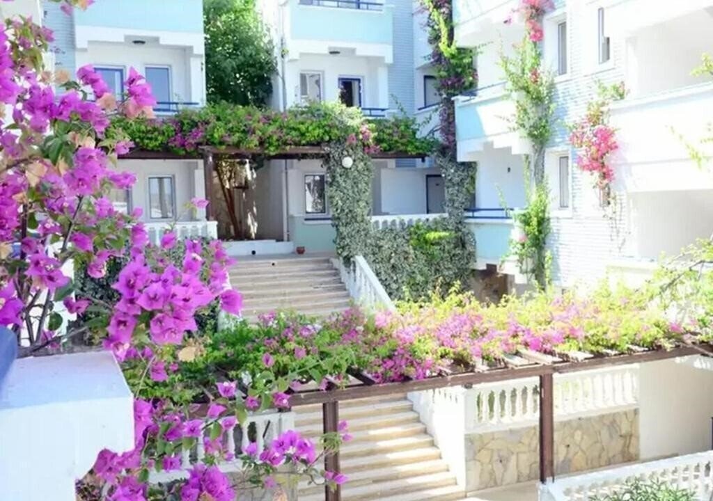 Картинка Sunpoint Suites Hotel 3*