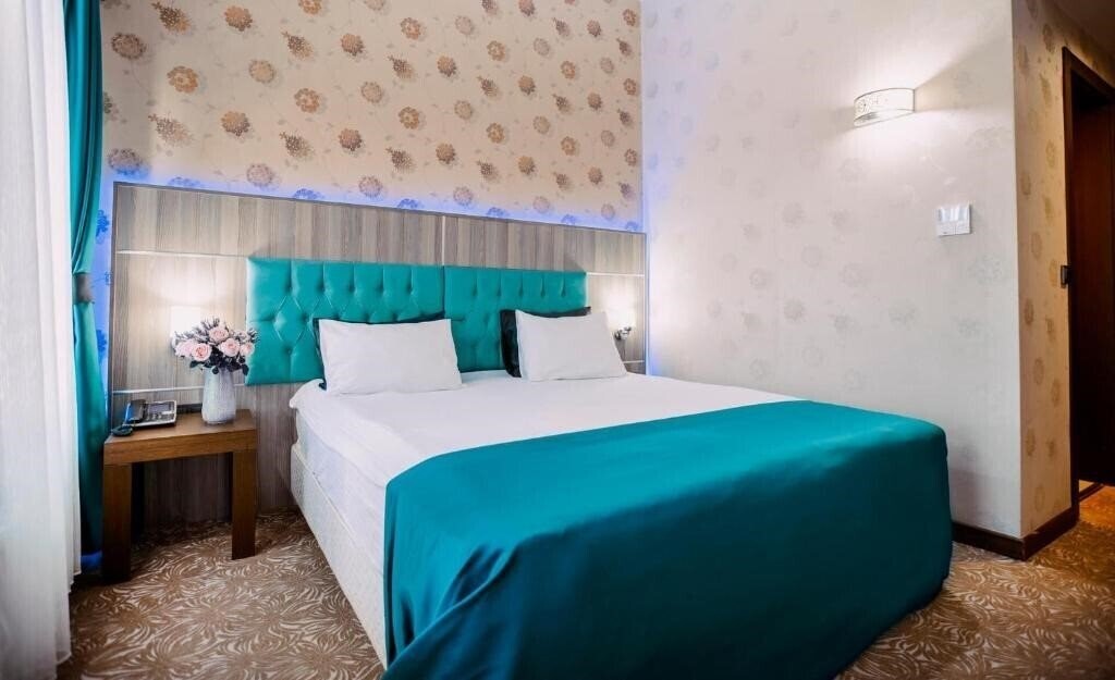 Картинка Highway Hotel 4*