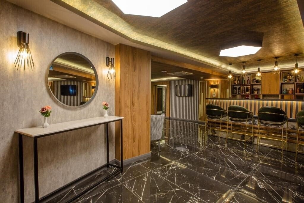 Фотография Kayhan City Hotel 4*