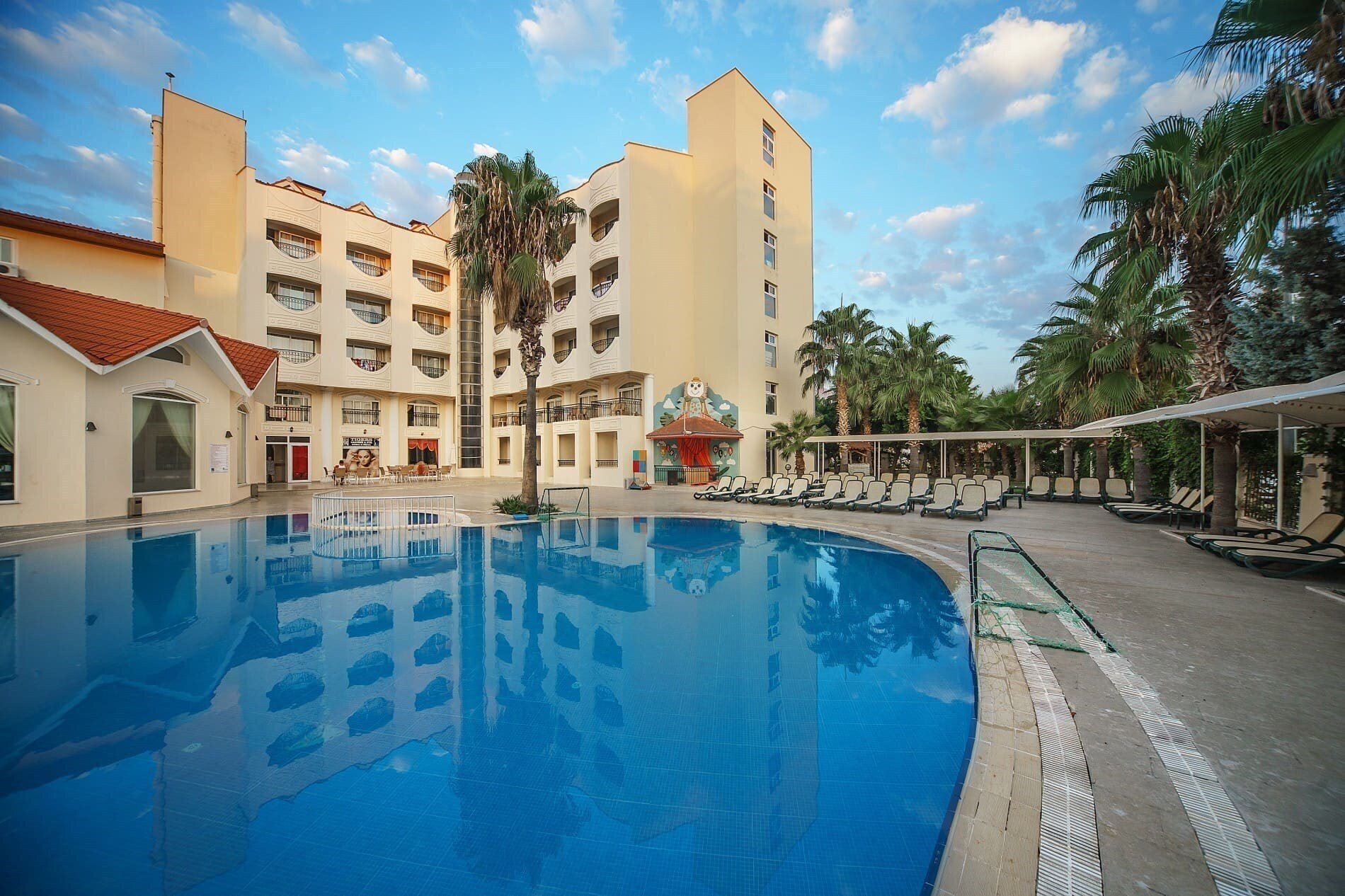 Фото Larissa Inn 4*