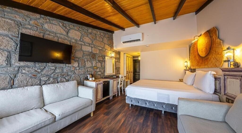 Фотография Assos Behram Hotel 1*