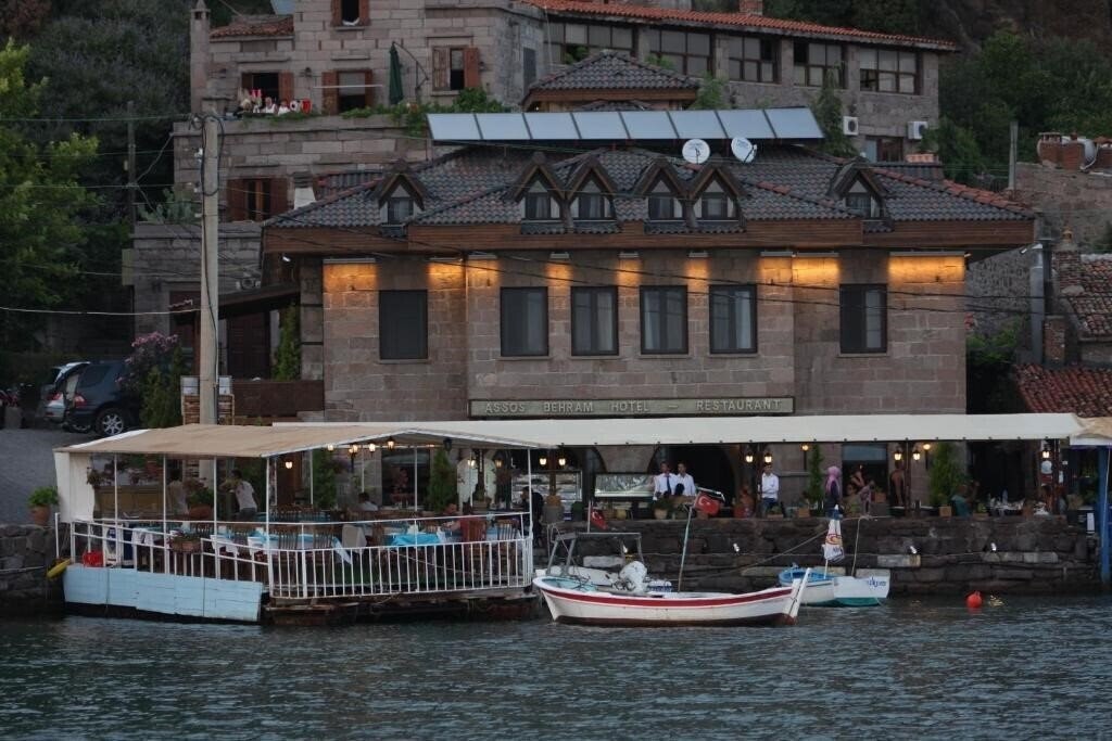 Картинка Assos Behram Hotel 1*