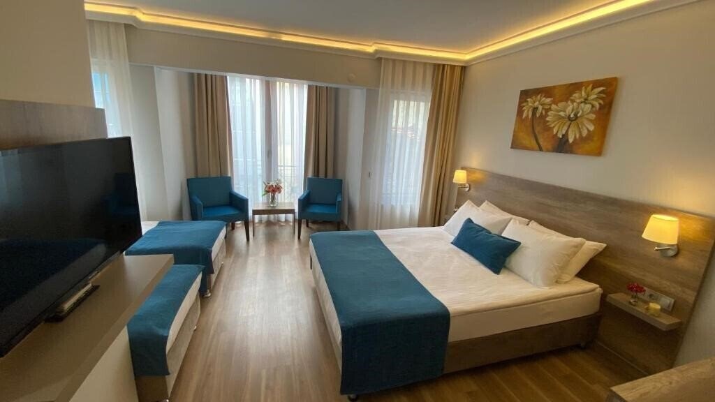 Готель Hotel Pelit 3*