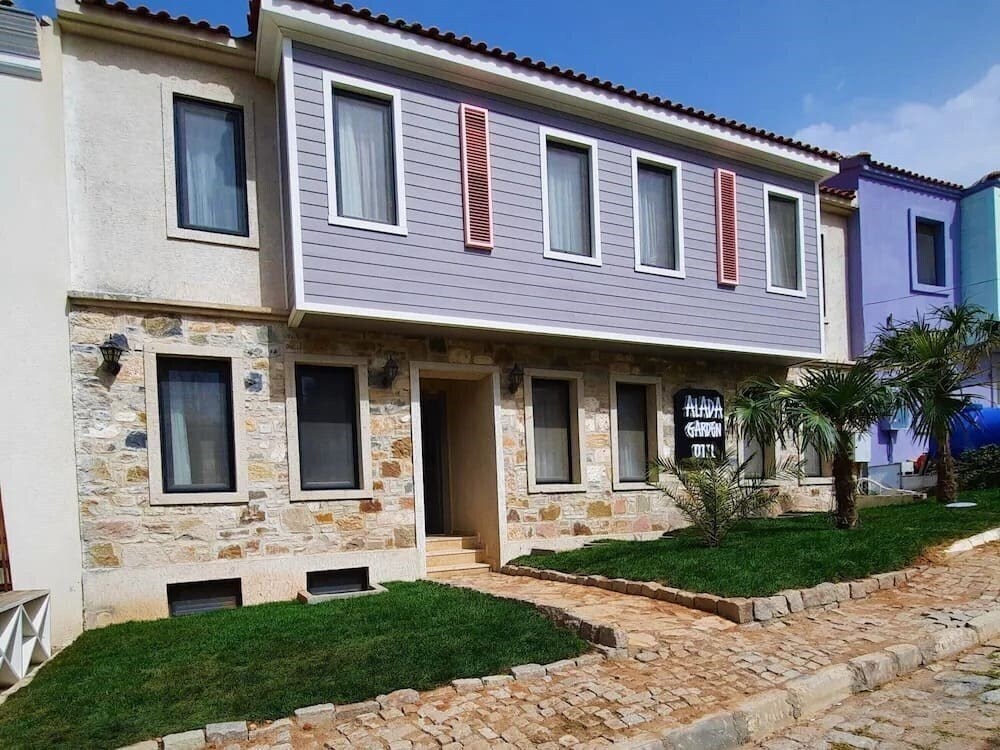 Готель Tenes Garden Otel (ex. Alada Garden Otel Bozcaada) 4*