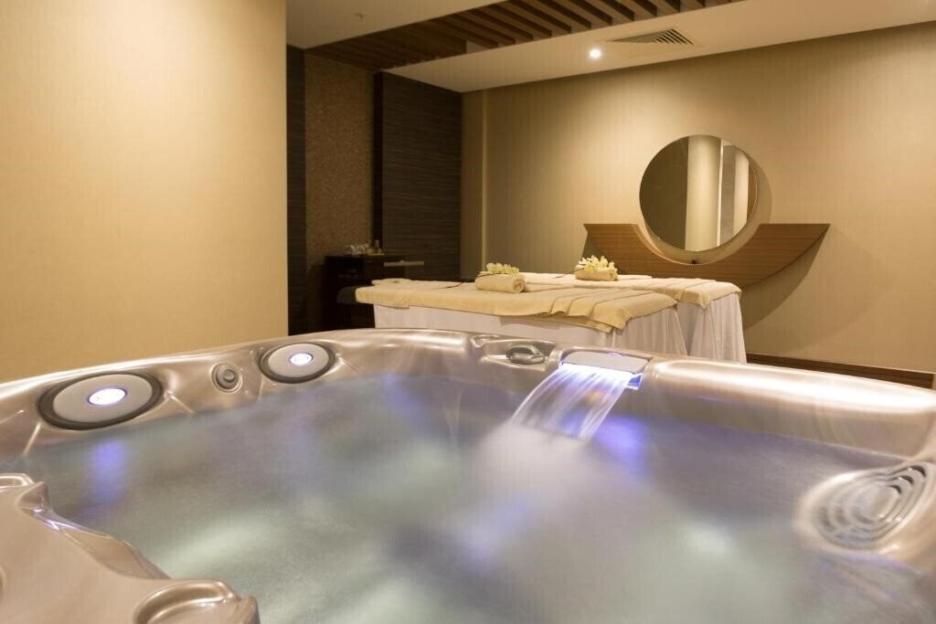 Фотографія Boyalik Beach Hotel & SPA 5*