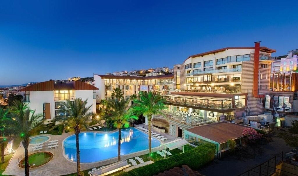 Отель Piril Thermal 4*
