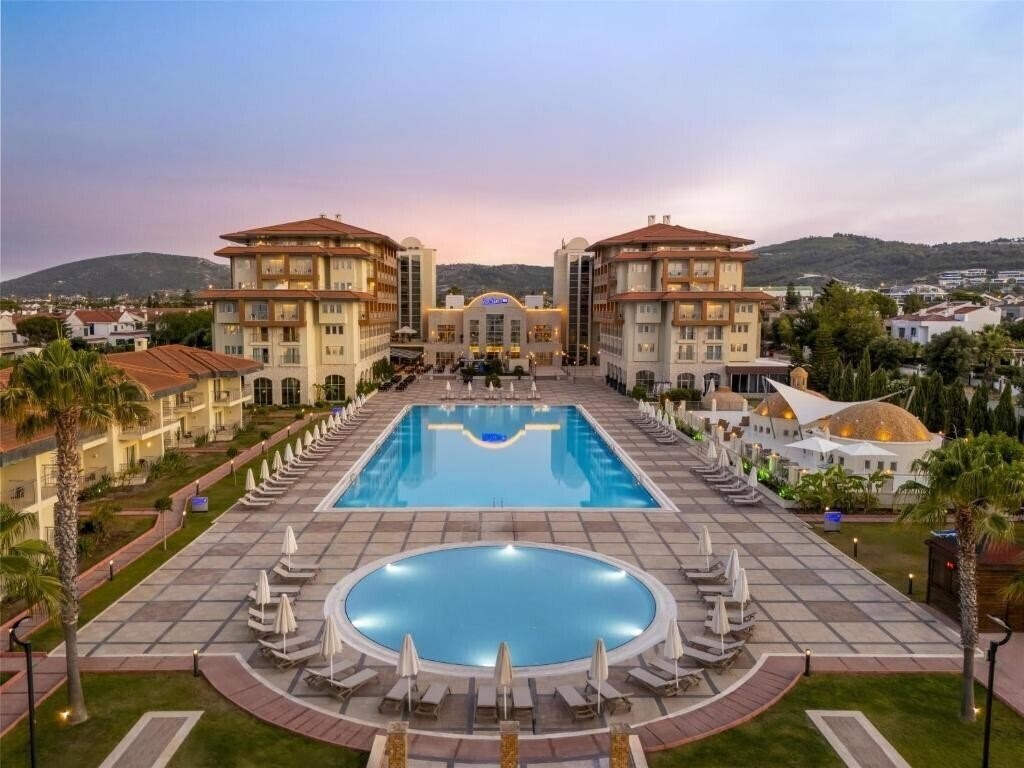 Фотографія Radisson Blu Resort & SPA Cesme 5*