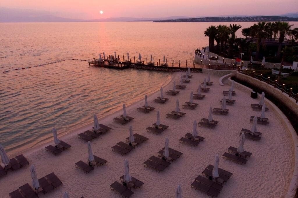 Отель Reges Resort & Spa 5*