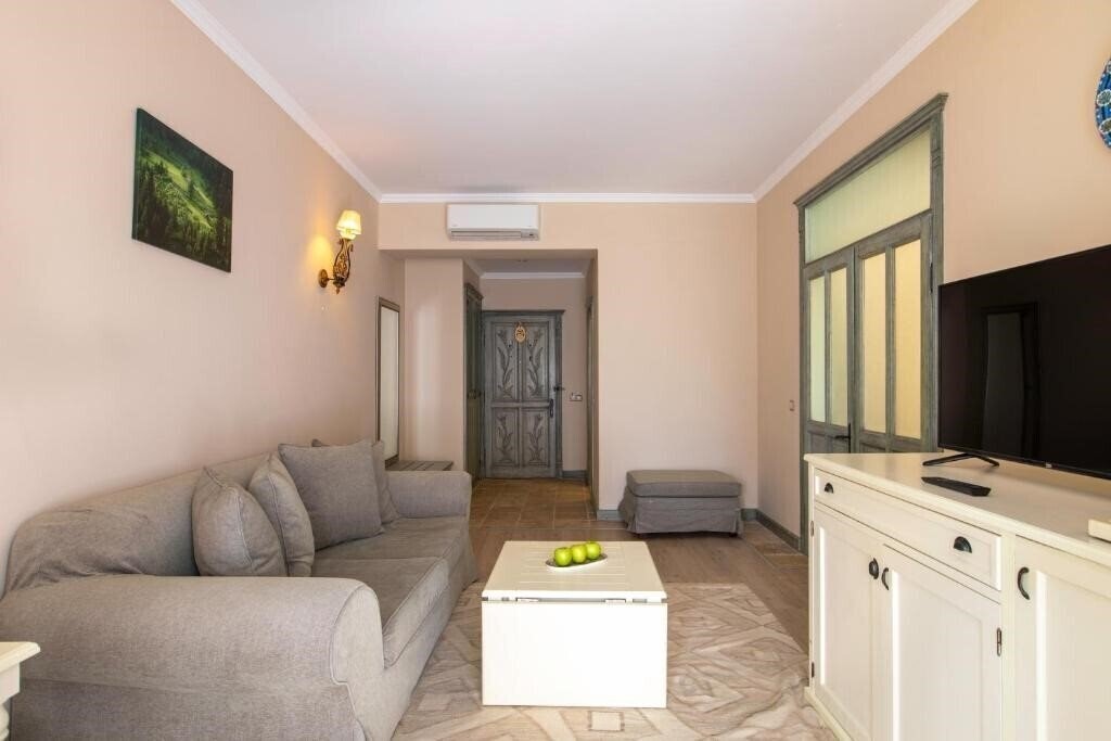 Фото Alacati Beach Resort (ex. Alacati Beach Resort & SPA, Kairaba Alacati Beach Resort) 5*