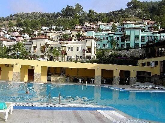 Готель Caria Holiday Resort 4*