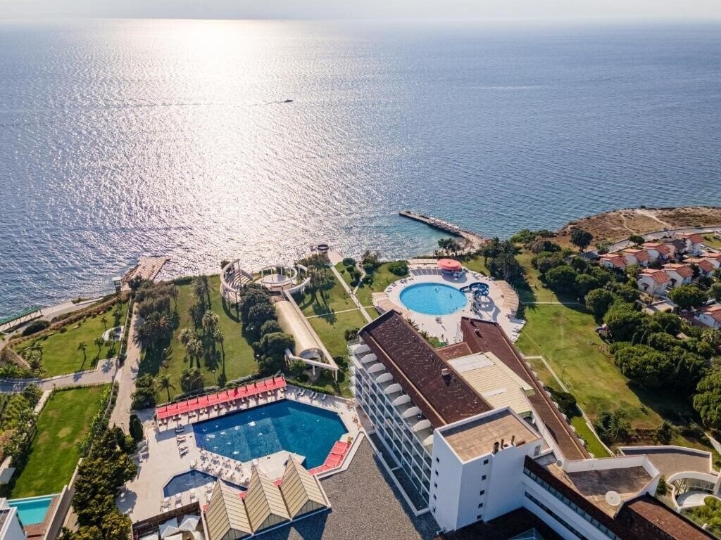 Готель Grand Hotel Ontur 5*
