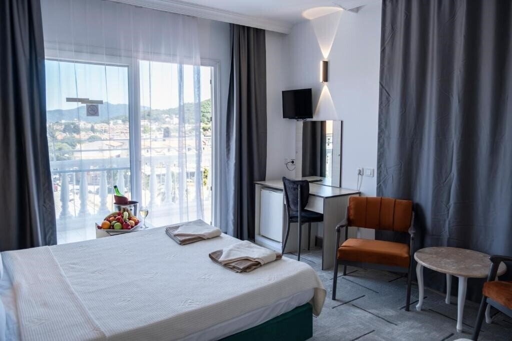 Зображення Mustis Royal Plaza 3*