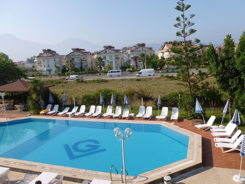 Отель Hotel Grand Vizon 3*