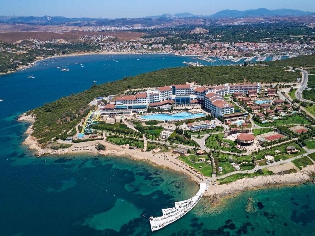 Готель Royal Teos Thermal Clinic & Spa 5*