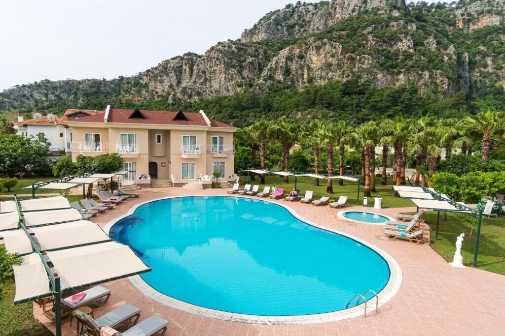 Готель Keskin Hotel (ex. Grand Keskin Hotel, Club Keskin) 3*