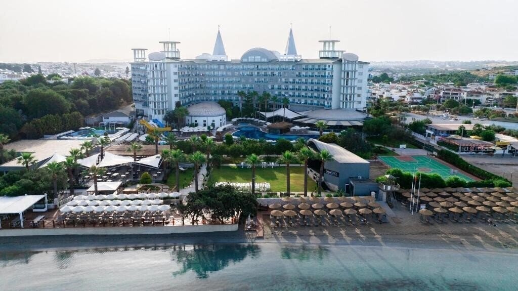 Отель Prive Didim Hotel (ex. Buyuk Anadolu Didim Resort) 5*