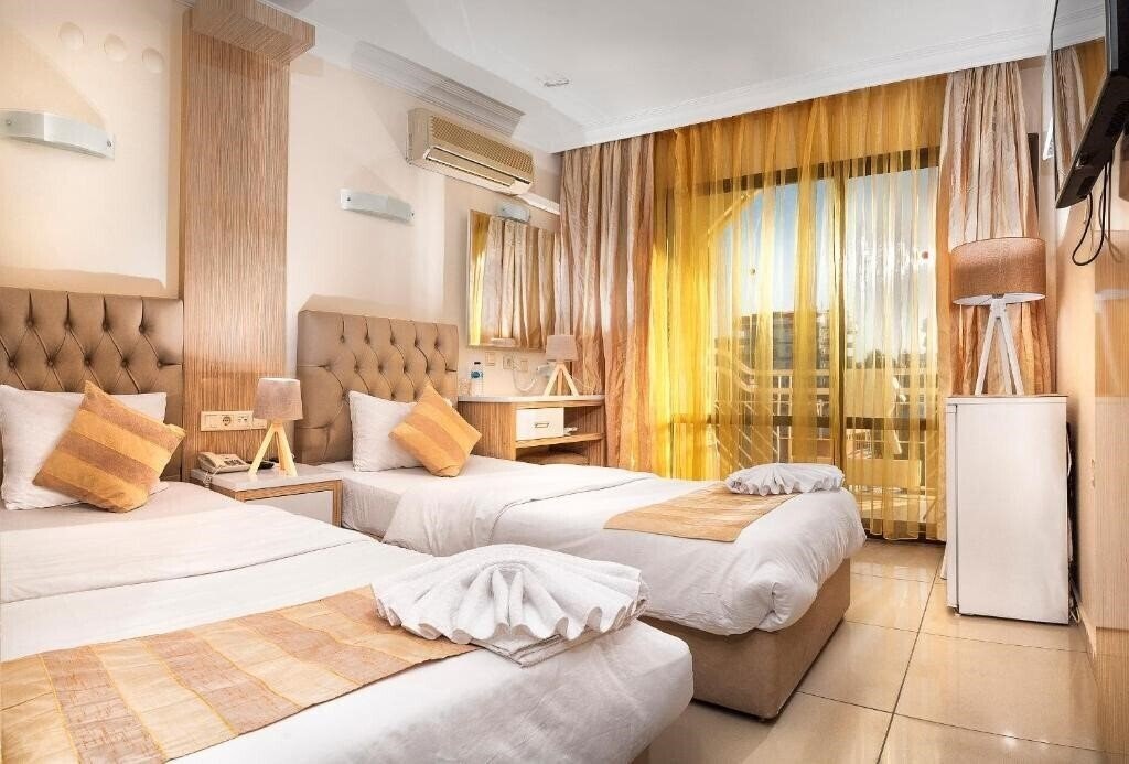 Фото Temple Miletos SPA & Hotel 3*