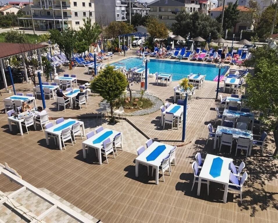 Картинка Mavi Pansiyon & Restaurant 4*