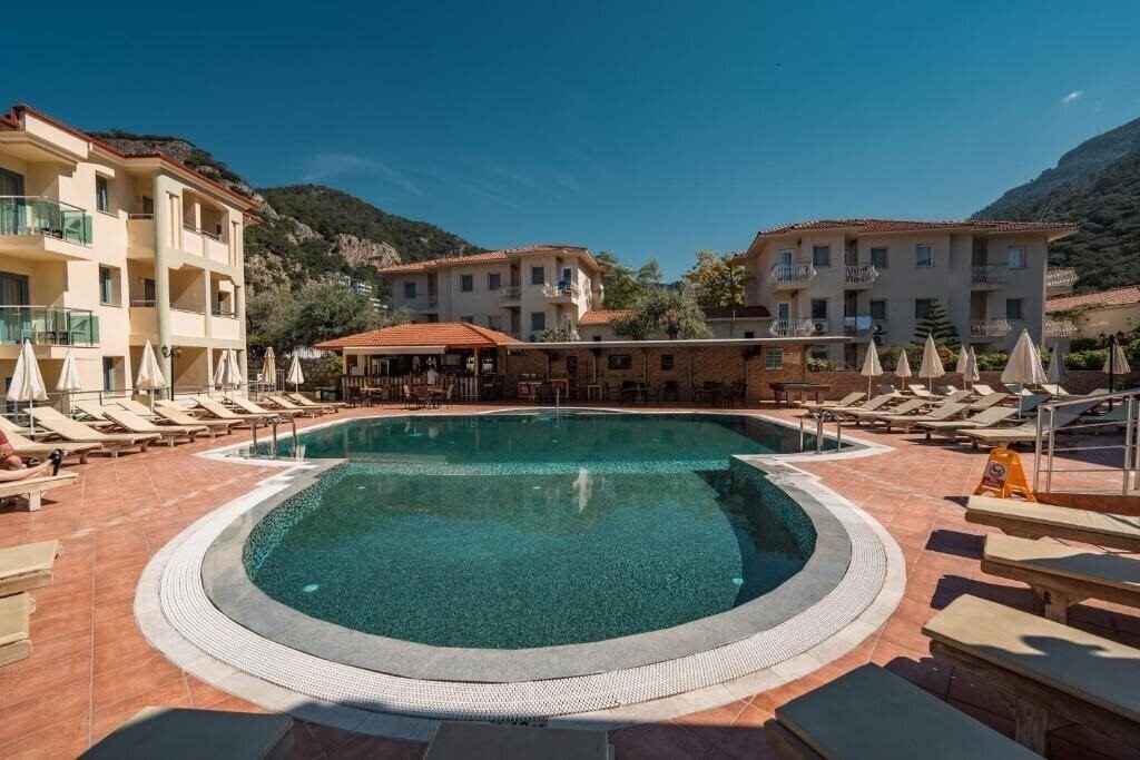Фотографія Belcehan Deluxe Hotel 3*