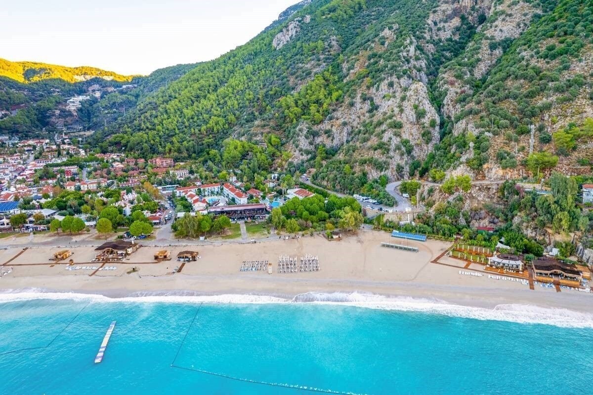 Фото Oludeniz Beach Resort by Z Hotels 4*